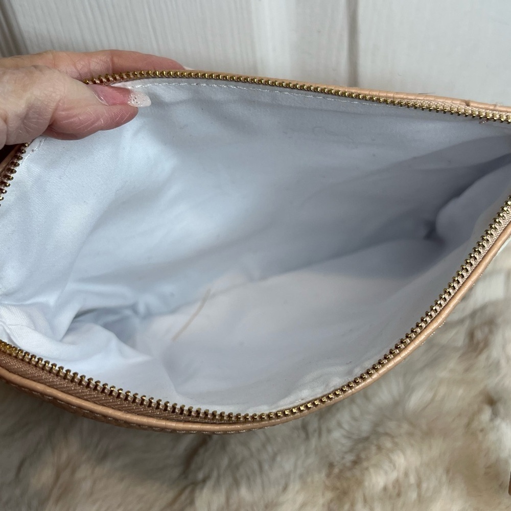 CHLOE PARFUM PEACH PEBBLED LEATHER LARGE ZIP COSMETIC BAG - Picture 8 of 11